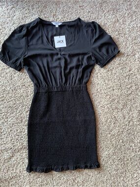 BNWT JACK by BB Dakota Black V-Neck Smocked Mini Dress Size Small
